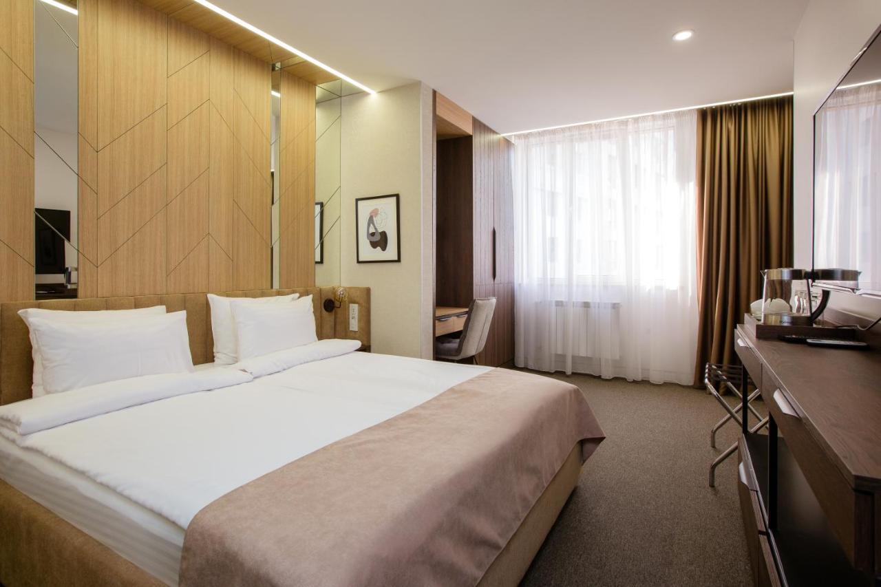 Cartez Hotel Erevan Exterior foto