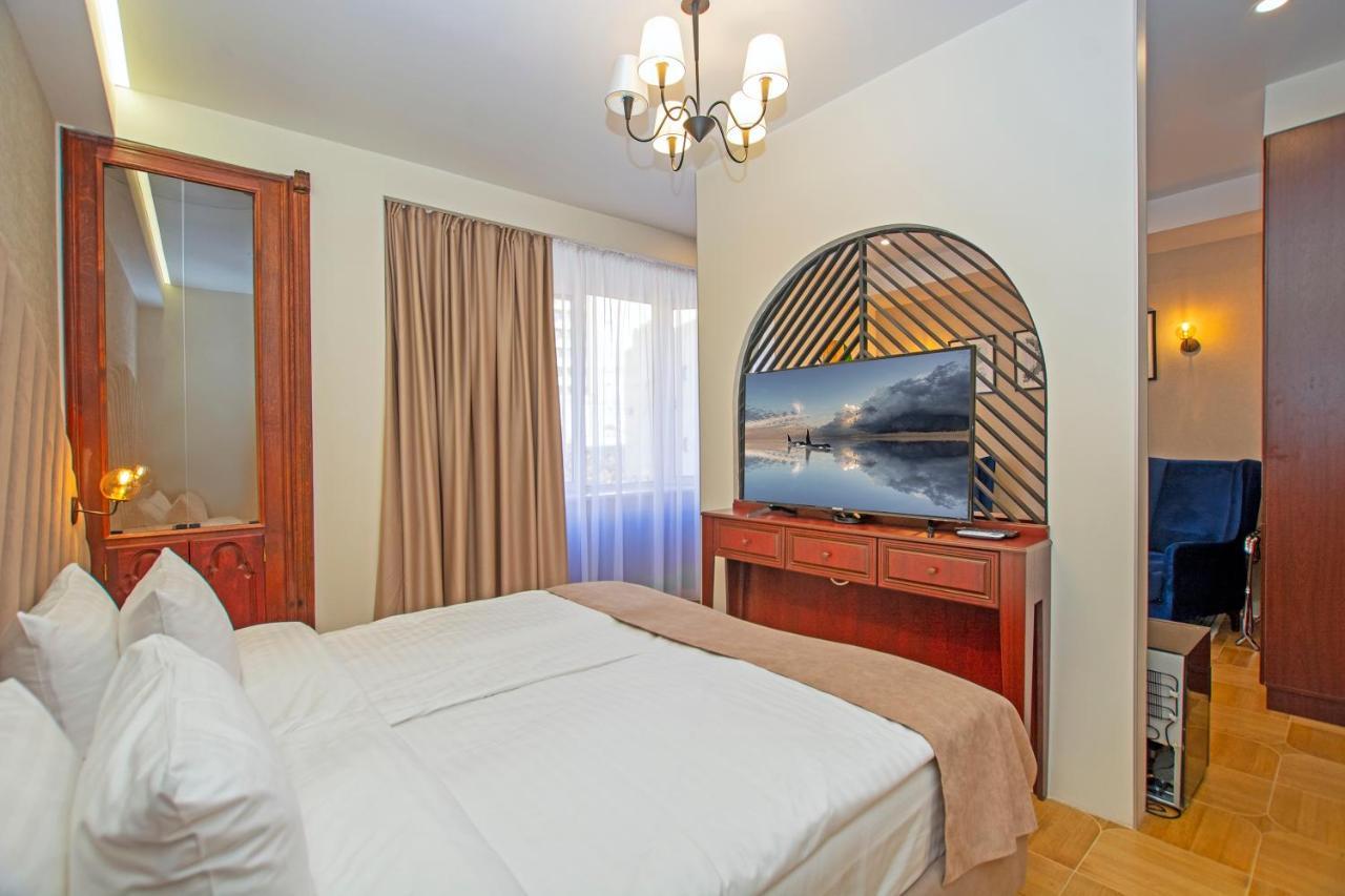 Cartez Hotel Erevan Exterior foto